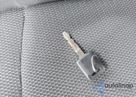 2017 Nissan Sentra S из США, поврежденный, VIN 3N1AB7AP3HY220837